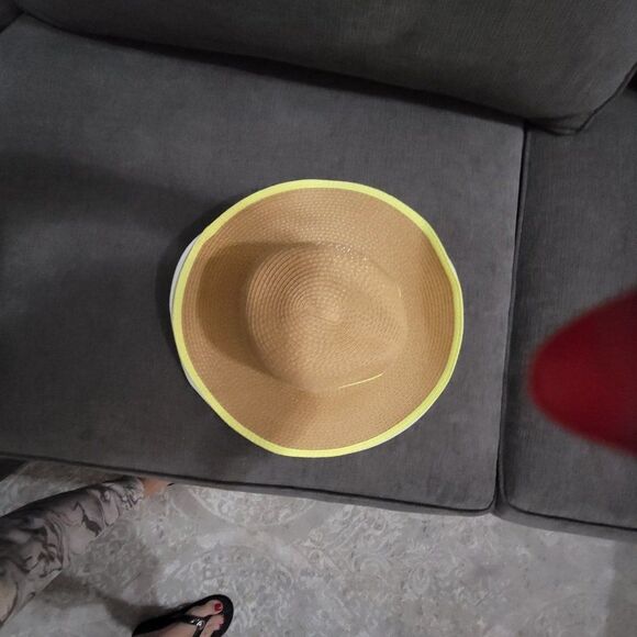 David and Young Women's Tan & Yellow Sun Protection Beach Hat Size OS - Picture 7 of 10